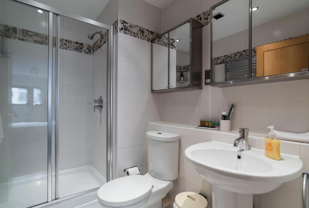 Cardiff City Centre Apartment Exterior photo